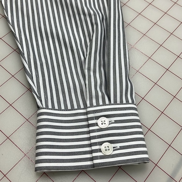 JONES NEW YORK BLK/WHT Pinstripe Long SLV Button Down 100% Cotton Career Top 1X - Picture 6 of 16
